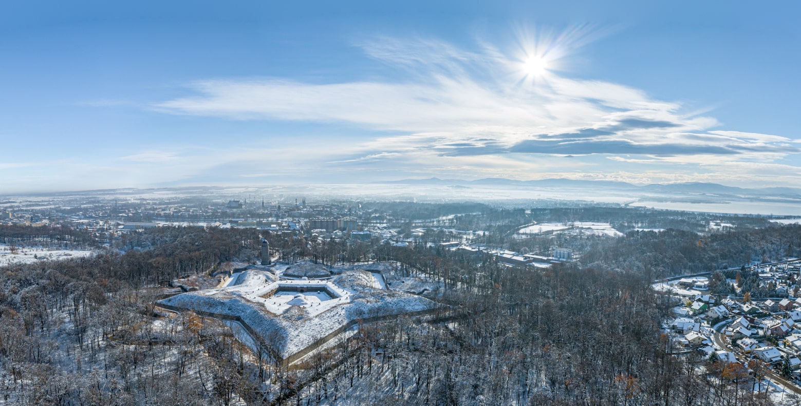 Nysa - widok na Fort Prusy w zimie